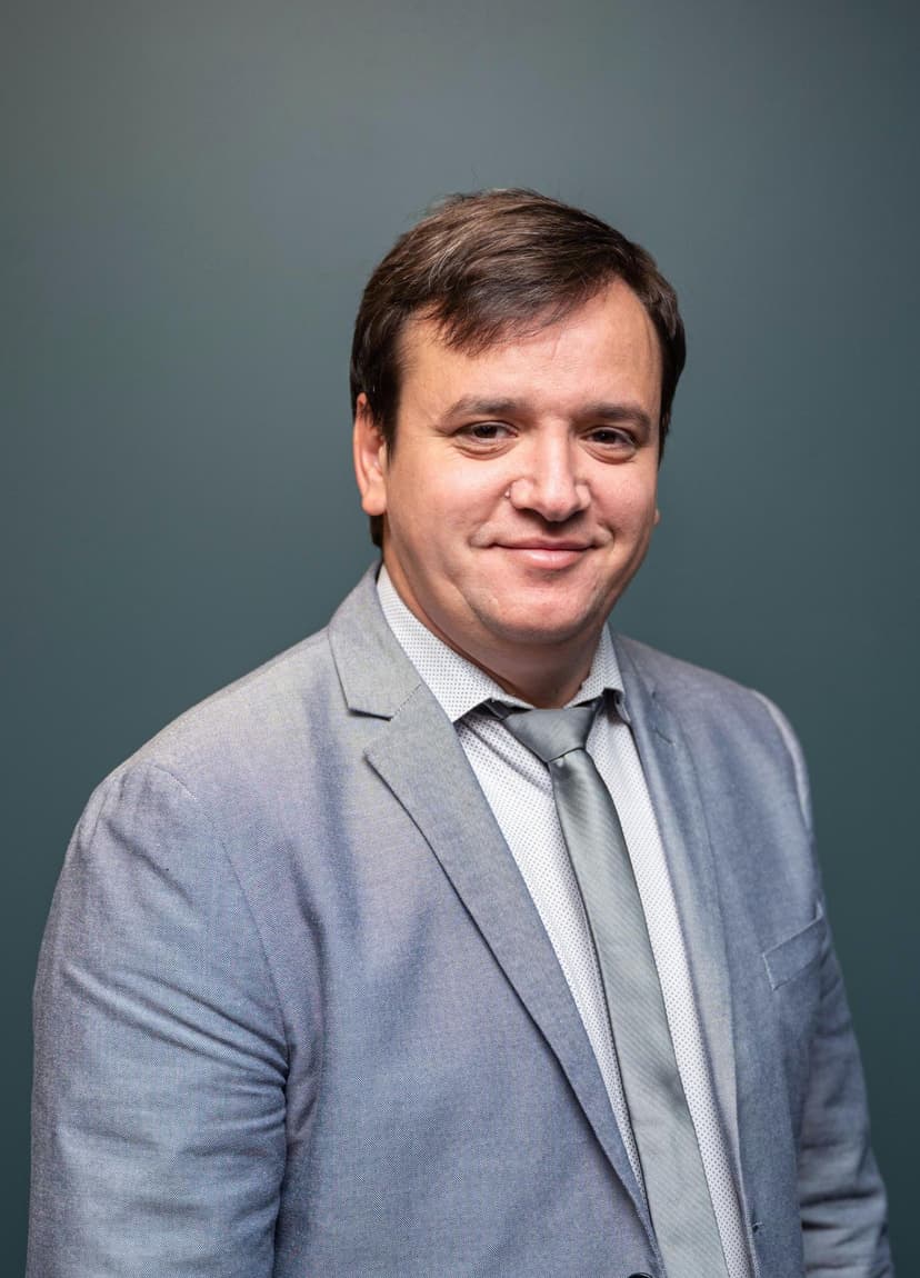 Gabriel Grosan, Full-Stack Developer at GMG Click